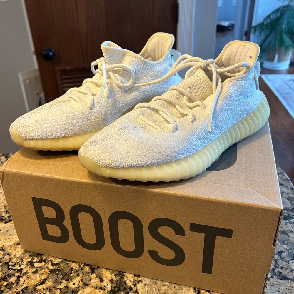 Yeezy Boost 350 White Sneakers